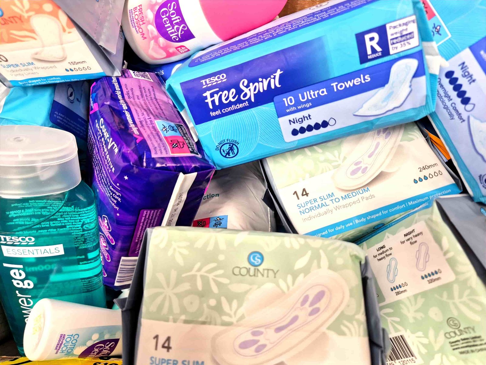 With International Women’s Day starting the month, we thought this initiative would perfectly align with our B Corp Month goals, which focus on encouraging social and environmental responsibility in businesses. As part of our actions, B-engineering has been gathering products like sanitary towels, tampons, and hygiene products for our local hygiene bank to support women and girls in our local community.