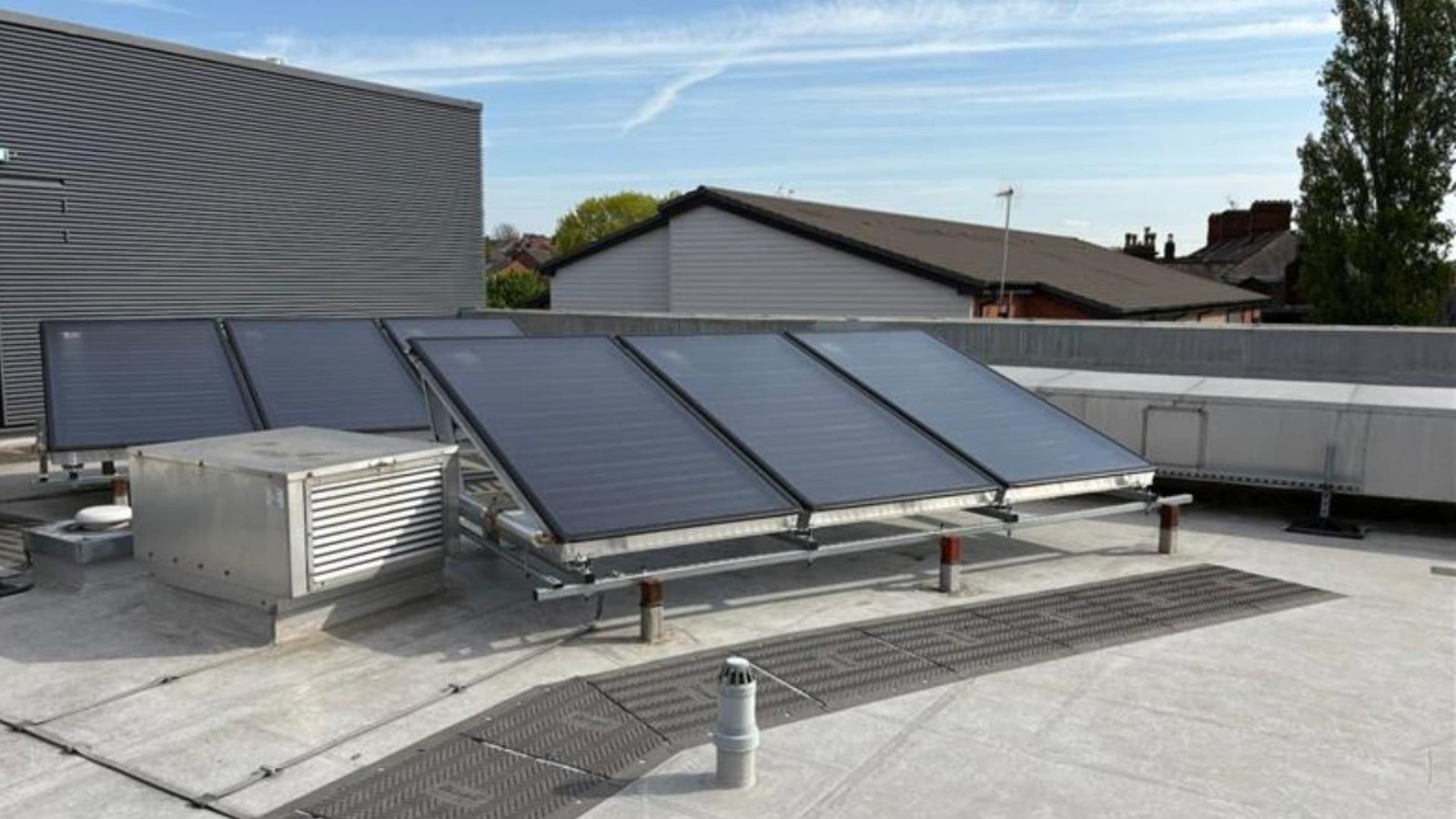 Lowe's Solar Program Lowe House Solar Thermal | B-engineering