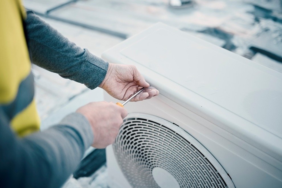 Air Conditioning: Repair or Replace? How to Decide